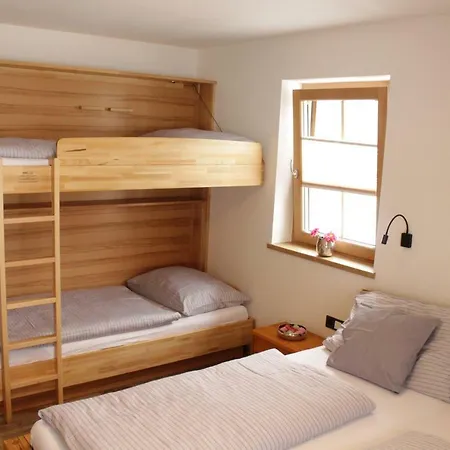 Neureiter Apartmán *